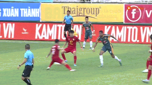 LPBank HAGL vất vả ngược dòng thắng Hồng Lĩnh Hà Tĩnh 2-1 trên sân nhà ảnh 4 LPBank HAGL vất vả ngược dòng thắng Hồng Lĩnh Hà Tĩnh 2-1 trên sân nhà ảnh 4