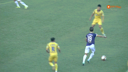 SLNA và CLB Hà Nội níu chân nhau trên bảng xếp hạng ảnh 12 SLNA và CLB Hà Nội níu chân nhau trên bảng xếp hạng ảnh 12