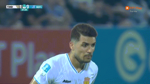 Thắng nghẹt thở Bình Dương trên chấm 11m, Nam Định giành vé vào bán kết Cúp Quốc gia 2023/24 ảnh 26