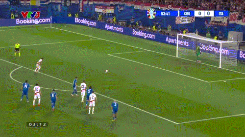 Italia giành vé bằng bàn thắng phút 90+8 ảnh 23 Italia giành vé bằng bàn thắng phút 90+8 ảnh 23