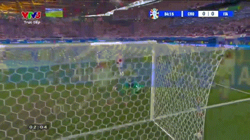 Italia giành vé bằng bàn thắng phút 90+8 ảnh 10 Italia giành vé bằng bàn thắng phút 90+8 ảnh 10