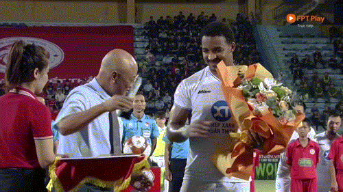  Thể Công Viettel thắng phút bù giờ, níu chân Nam Định trong cuộc đua vô địch ảnh 9