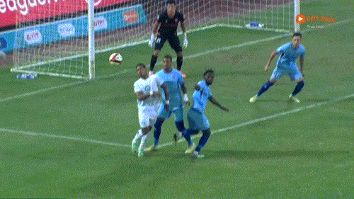 Thắng nghẹt thở Bình Dương trên chấm 11m, Nam Định giành vé vào bán kết Cúp Quốc gia 2023/24 ảnh 14