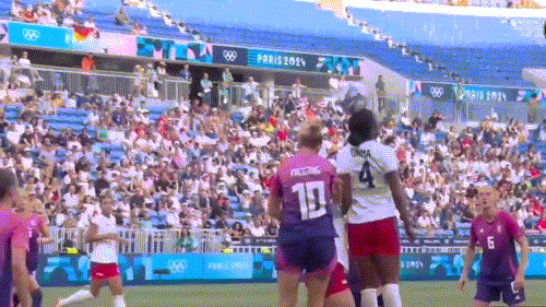 Tuyển nữ Mỹ lần thứ 6 vào chung kết Olympic nhờ bàn thắng hiệp phụ trước tuyển Đức ảnh 24