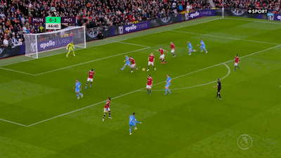 MU vs Man City 0-2: Hàng công chật vật, hàng thủ ‘tặng quà’ cho đối thủ ảnh 18