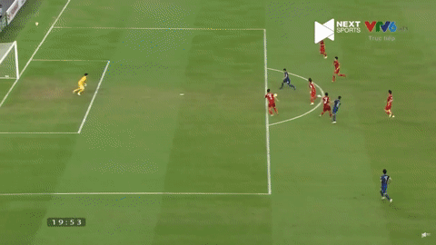 Việt Nam 0-2 Thái Lan: Chanathip lập cú đúp và tiếng còi méo của trọng tài ảnh 10 Việt Nam 0-2 Thái Lan: Chanathip lập cú đúp và tiếng còi méo của trọng tài ảnh 10