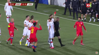 Cầu thủ nhận thẻ đỏ nhanh nhất lịch sử vòng loại World Cup