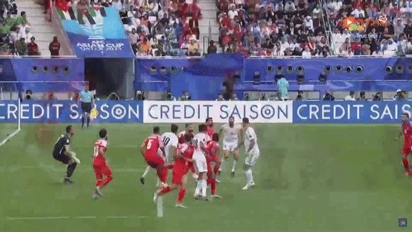 Ngược dòng kịch tính phút bù giờ, Jordan hạ Iraq 3-2 để vào tứ kết ảnh 8 Ngược dòng kịch tính phút bù giờ, Jordan hạ Iraq 3-2 để vào tứ kết ảnh 8