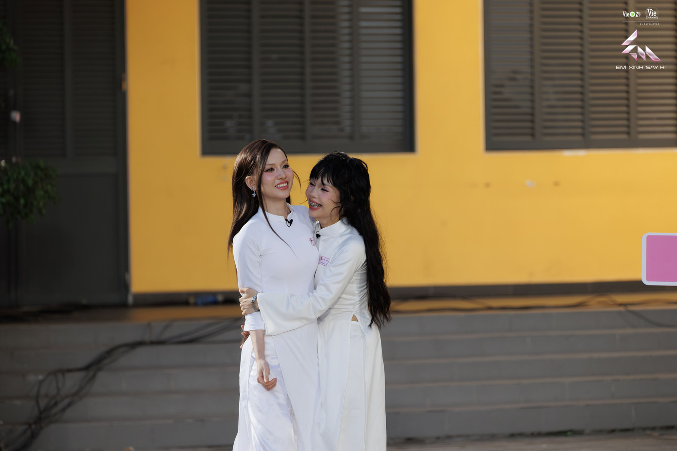 Những cặp đôi “chúng mình có nhau” ngay từ ánh nhìn đầu tiên. lap-doi-2.jpg