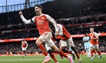 Thắng nghẹt thở Burnley, Arsenal chạm tay chức vô địch Ngoại hạng Anh 