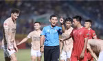 Đua trụ hạng V.League: Cần trọng tài ngoại cho 2 đội cuối bảng? 