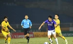 HIGHLIGHTS: Hùng Dũng nhận thẻ đỏ, CLB Hà Nội vẫn đả bại SLNA