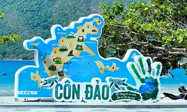 Tới Côn Đảo, chỉ cần quét QR là biết ngay lịch sử và điểm đến