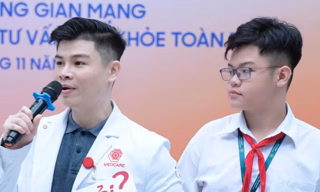 500 học sinh hỏi thẳng về sức khỏe tuổi dậy thì