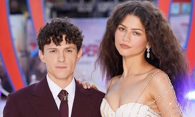 Ai đang 'làm mưa làm gió' ở Hollywood