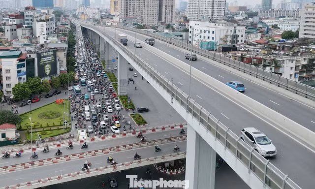 Vành đai 2 đổi biển quảng cáo, 'bộ mặt' tuyến đường 10.000 tỷ sẽ ra sao?