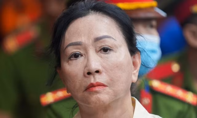 Hai chiếc túi bạch tạng của bà Trương Mỹ Lan được định giá 4 tỷ đồng