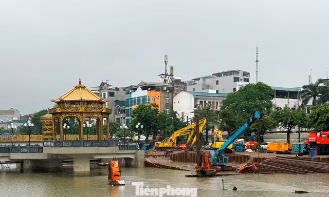 Đập tràn sông Tô Lịch ra sao khi nước dâng cao bất thường?