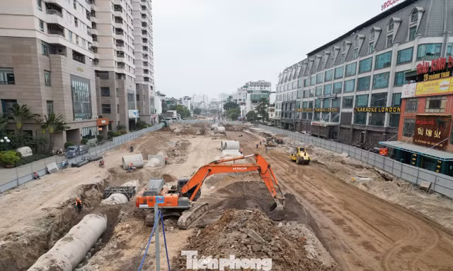 Dự án khẩn cấp nhưng phường ở Hà Nội vẫn bàn giao 0 m² mặt bằng