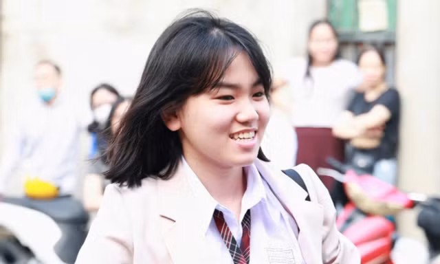 'Không nhiều điểm 9-10 môn Toán kỳ tuyển sinh 10 TPHCM'