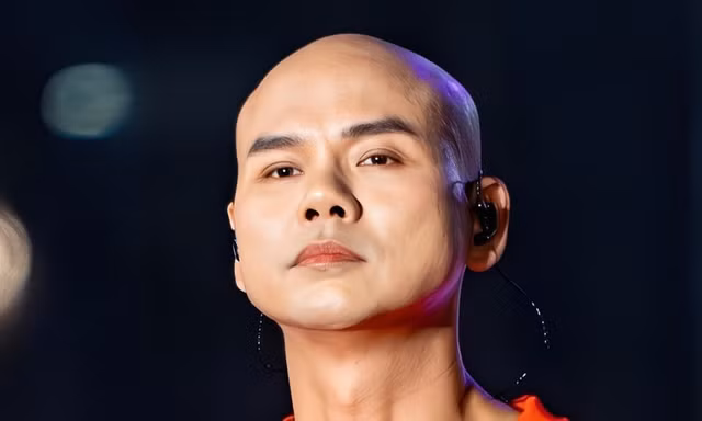 Phan Đinh Tùng thông báo nóng