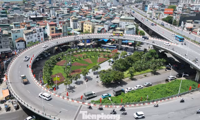 Hà Nội di dời các bãi trông xe ra khỏi gầm cầu 