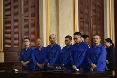 Các bị cáo tại phiên tòa