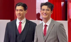 Ma Ran Đô - Trần Ngọc Vàng catwalk đôi mở màn show thời trang