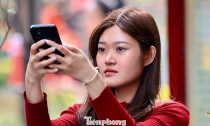 Đến chùa cầu có người yêu ngày Valentine 