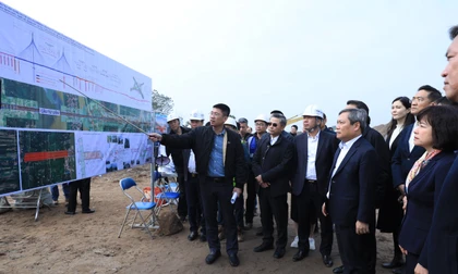 Lãnh đạo Hà Nội chúc Tết, kiểm tra tiến độ dự án cầu Tứ Liên, Nhà hát Opera