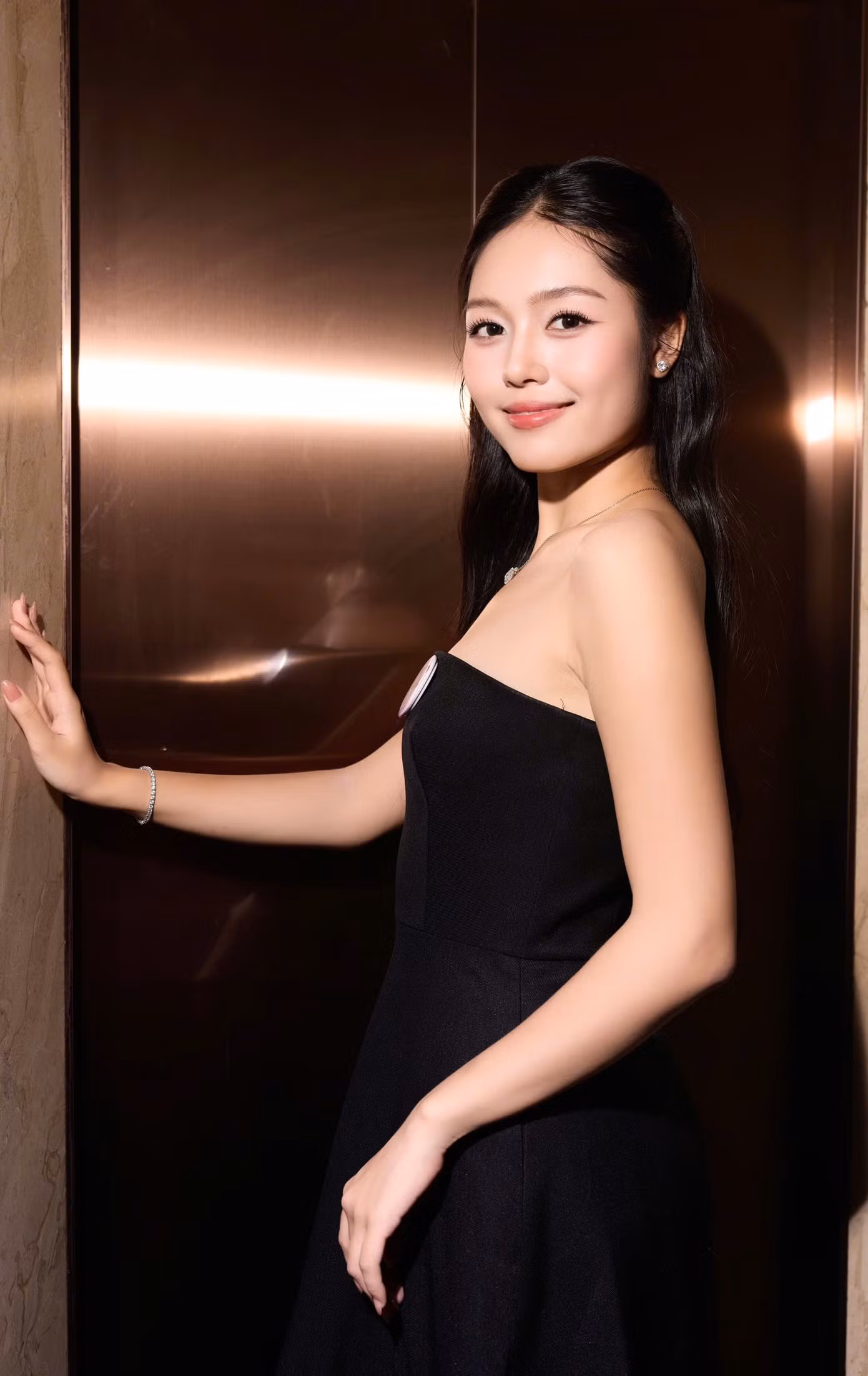 7a32fb5988fe09a050ef.jpg