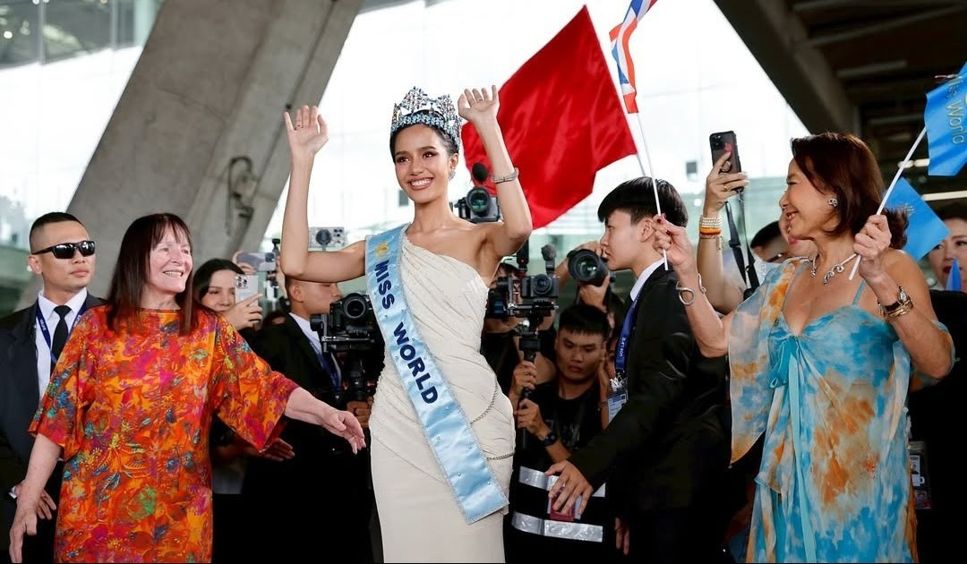 miss-world-2025-opal-suchata-chuangsri-from-thailand-returns-home.jpg