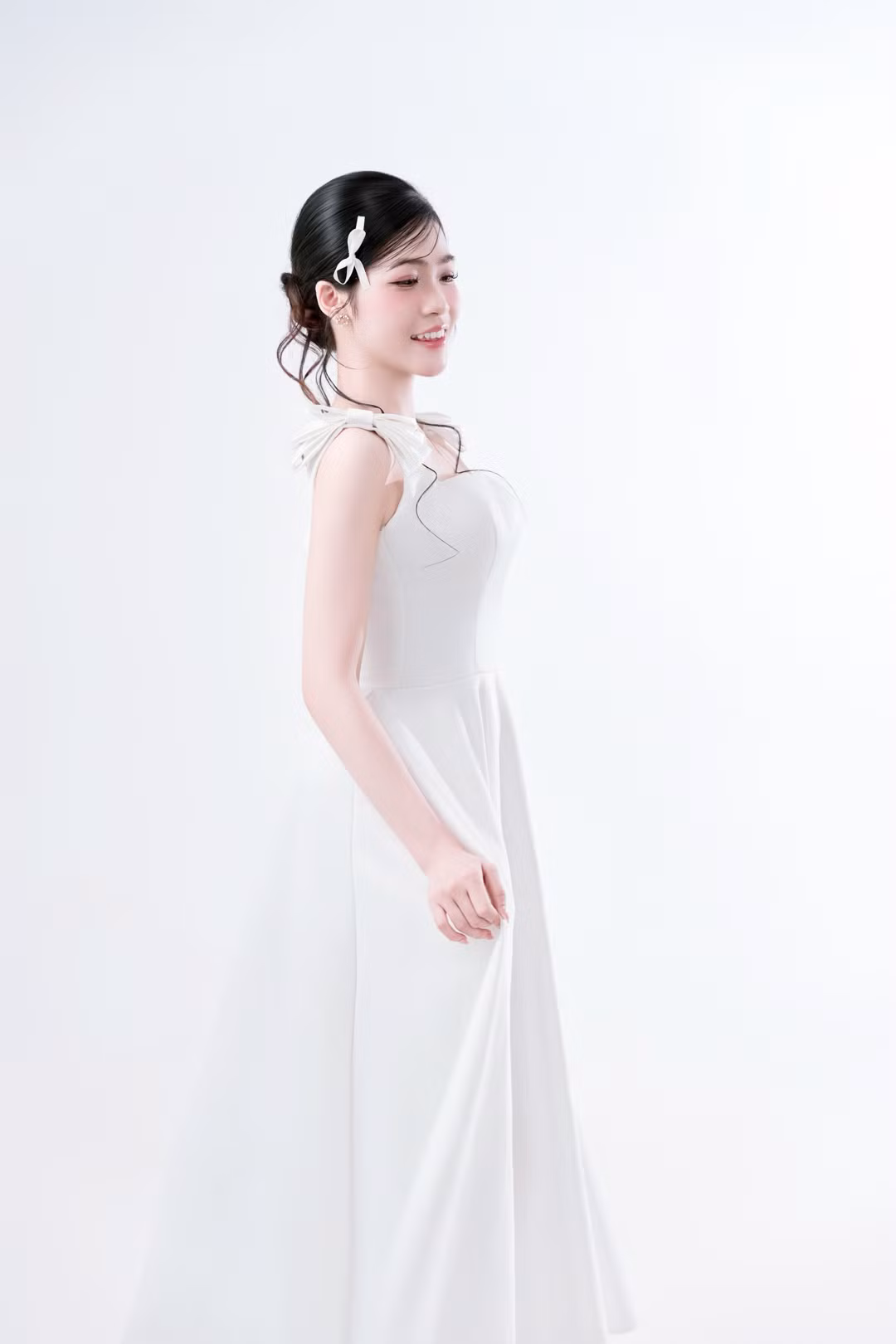 ha-thi-phuong-thao-1.png