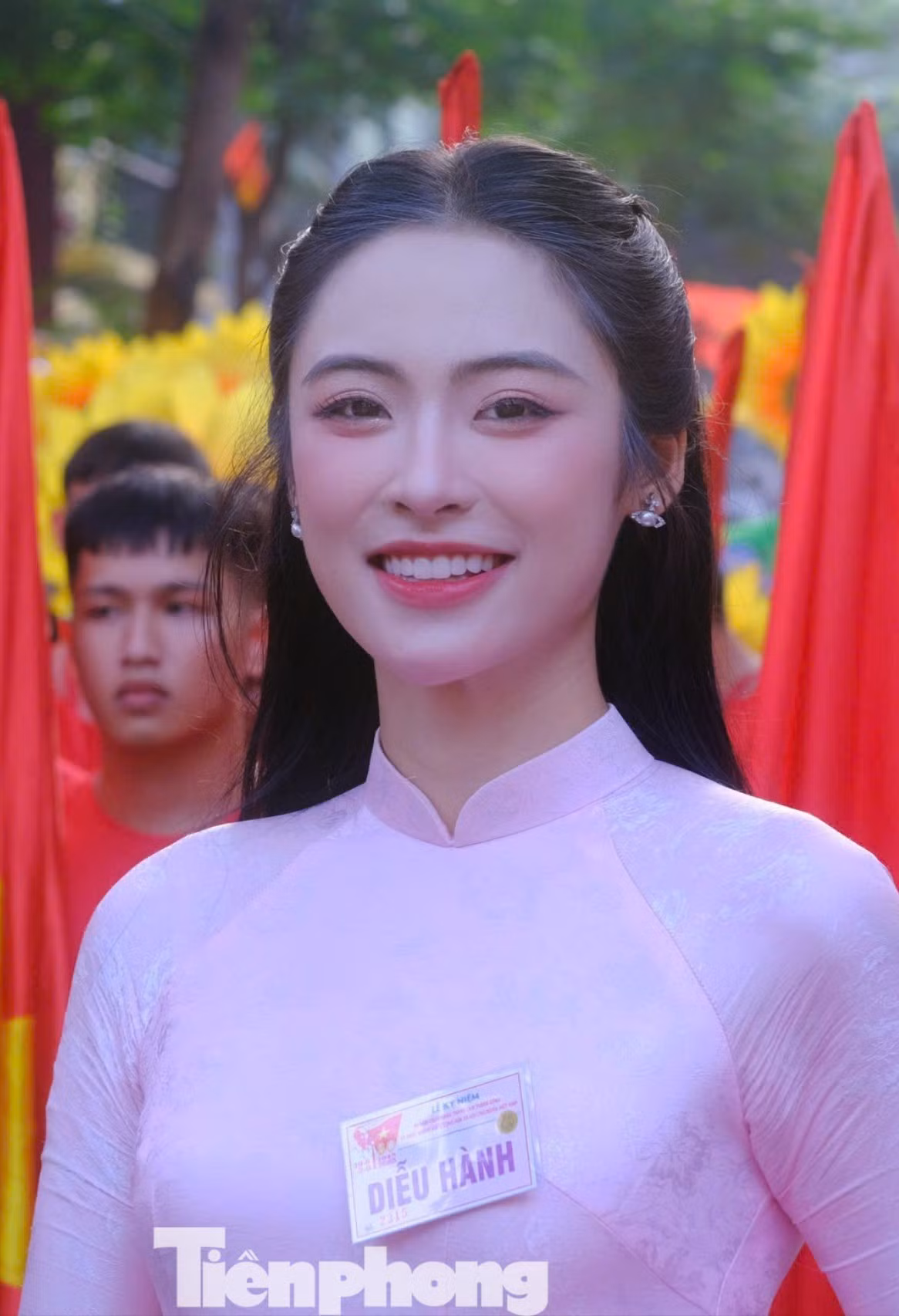 hoahaudieuhanh-14-429.jpg