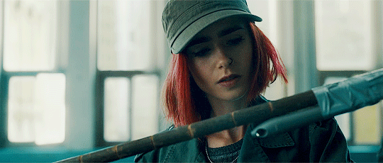 Lily Collins và những bộ phim hóa thành “nàng thơ” xinh đẹp nhất ảnh 9