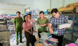 Báo động sinh viên dùng sách lậu, xâm phạm bản quyền