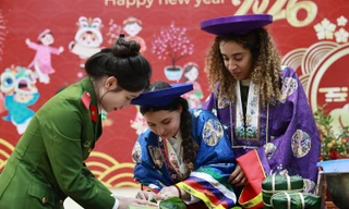 Học viện Cảnh sát nhân dân tổ chức 'Vui Tết Việt' cho hơn 100 học viên trực Xuân 2026