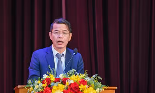 Đề xuất dùng AI để đưa tiếng Anh thành ngôn ngữ thứ hai trong đại học