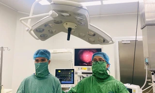 Bác sĩ nội trú và khoảnh khắc giành giật sự sống trong gang tấc