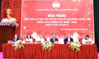 Quyền Bộ trưởng Hoàng Minh Sơn và các ứng cử viên đại biểu Quốc hội tiếp xúc cử tri