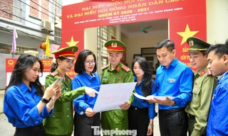 Đưa thư viện số về bầu cử đến từng ngõ nhỏ