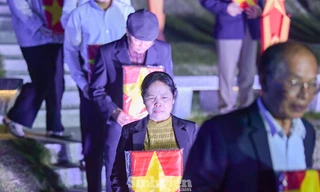 300 di ảnh liệt sĩ được trao tặng trong chương trình ‘Hành trình bất tử’