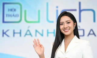  Hoa hậu Hà Trúc Linh: 'Tôi rất ấn tượng về Khánh Hòa'