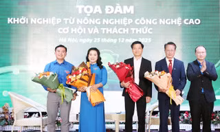 Người trẻ tìm cơ hội khởi nghiệp từ nông nghiệp công nghệ cao