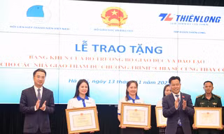 80 thầy cô vùng biên được Bộ Giáo dục – Đào tạo tuyên dương