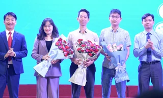 Sinh viên Việt Nam bàn về ‘Thu hút và quản lý nhân lực trong kỷ nguyên AI’