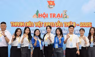 Gần 100 đại biểu tham gia hội trại ‘Thanh niên Việt Nam: Làm chủ ngoại ngữ – Bản lĩnh hội nhập’