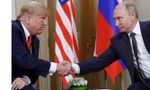 Tổng thống Nga Vladimir Putin và Tổng thống Mỹ Donald Trump trong cuộc gặp tại Phần Lan năm 2018. (Ảnh: AP)