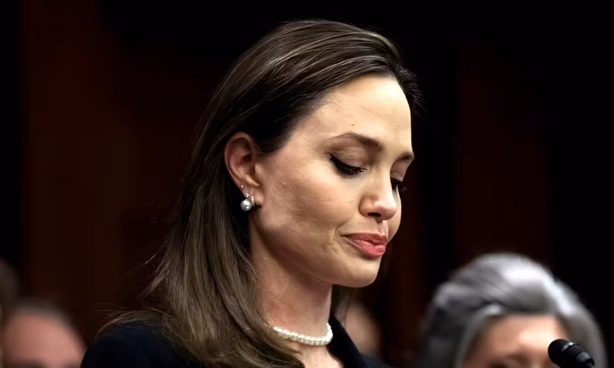 Biến căng vụ Brad Pitt kiện Angelina Jolie