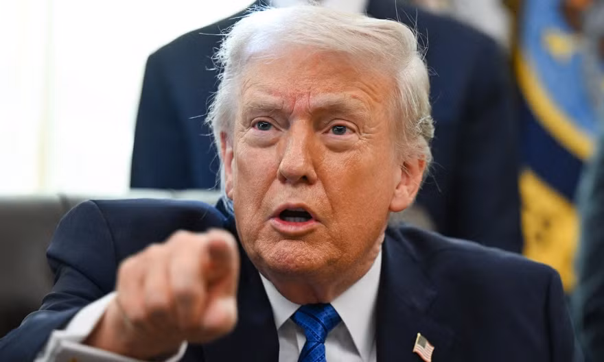 Tổng thống Mỹ Trump: 'Quyền lực của tôi không giới hạn'